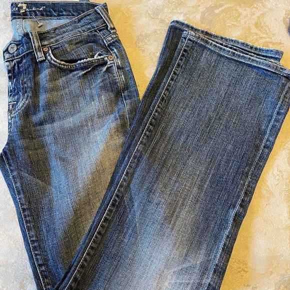 7 For All Mankind Denim - 7 for all Mankind Jeans, sz. 25. Some raffling on tag.